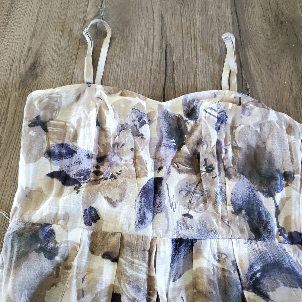 Floral Sleeveless Dress in Cream and Brown - Picture 3 of 3